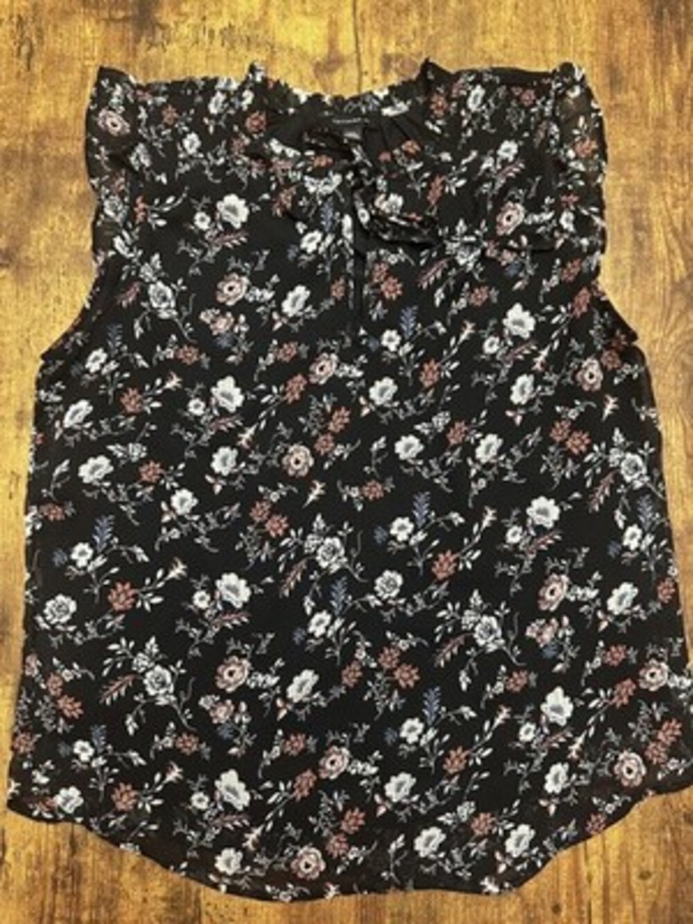 Tamara H. Floral Print Sleeveless Chiffon Blouse Medium
